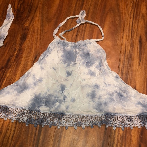 American Eagle Outfitters Tops - ON HOLD American Eagle tie crop top